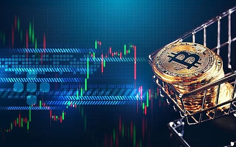 市场暴跌后的冷静思考：机会还是风险？